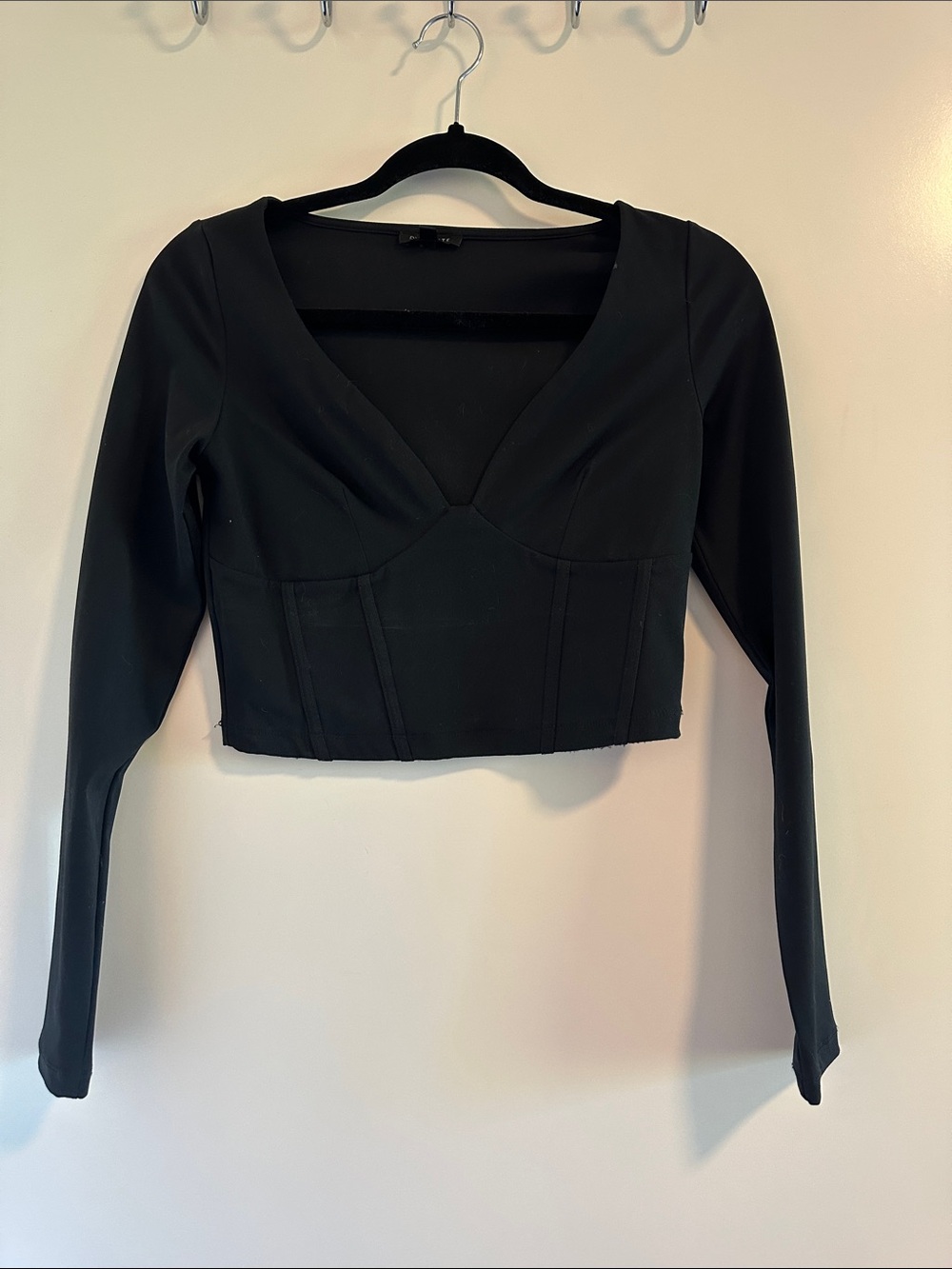 Dynamite Black Long-Sleeve V-Neck Corset Crop